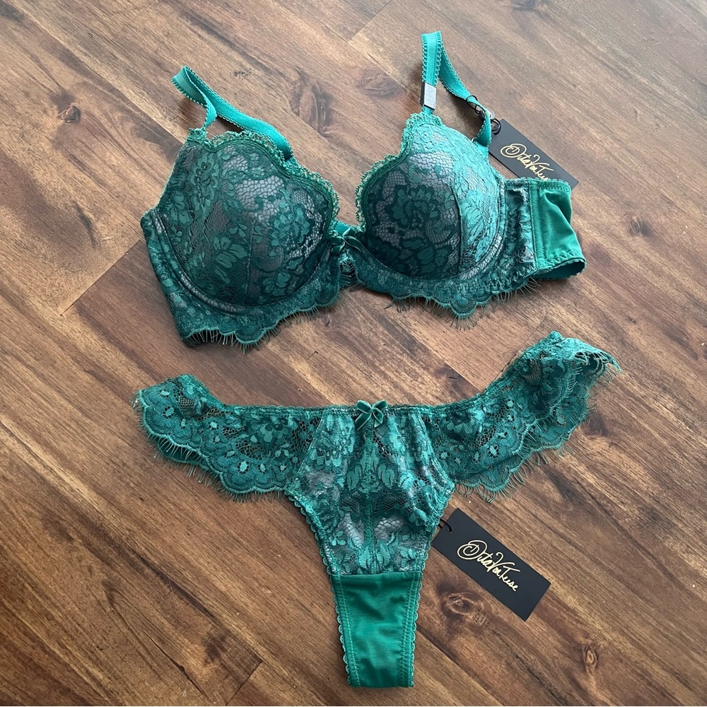 Dita Von Teese bra & thong set, 36D & Medium, green emerald NWT